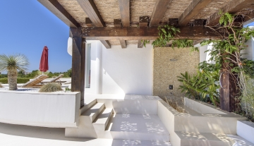 Resa Estates modern villa for sale te koop Cala Tarida Ibiza exterior.jpg